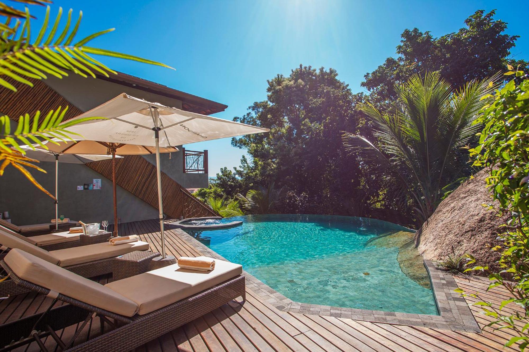 Hotel Vila Kebaya Ilhabela Esterno foto